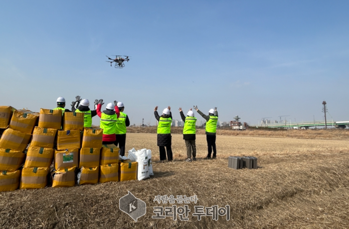 [코리안투데이] 고양시, 압수 곡물을 람사르 고양 장항습지 야생동물 먹이로 활용 © 지승주 기자