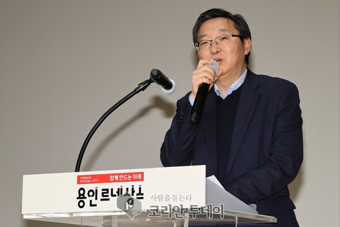 [코리안투데이] 21일 시청 3층 에이스홀에서 열린 '2025 중소기업 지원시책 합동설명회'에서 류광열 용인특례시 제1부시장이 인사말을 하고 있다. © 김나연 기자