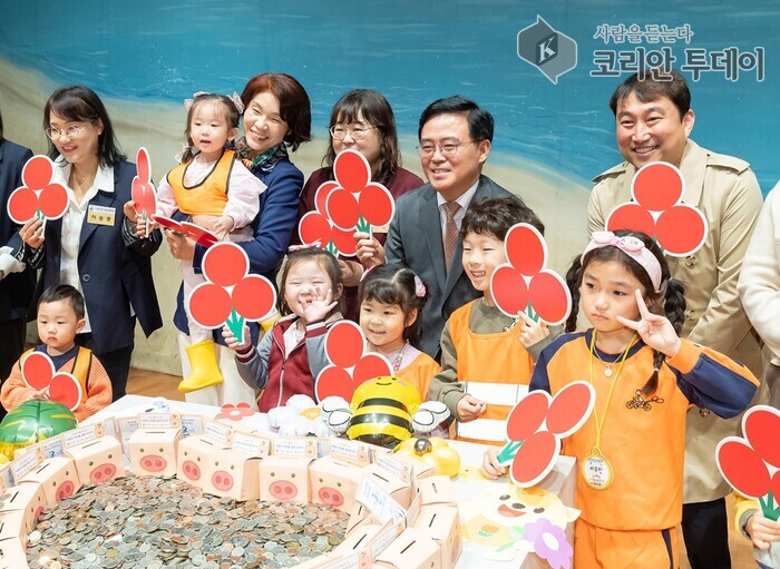 [코리안투데이] ‘2025 희망온돌 따뜻한 겨울나기’ 사업을 통해 총 48억여 원을 모금하며 서울시 자치구 1위 ©송정숙 기자