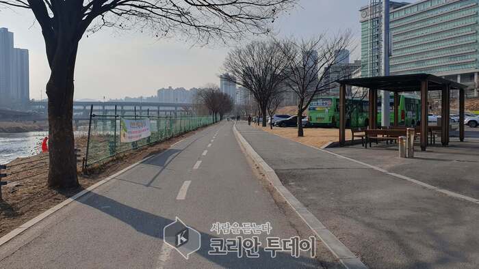 [코리안투데이] 살곶이 체육공원 앞 자전거도로 및 주변 환경 정비 대상 지역 © 손현주 기자