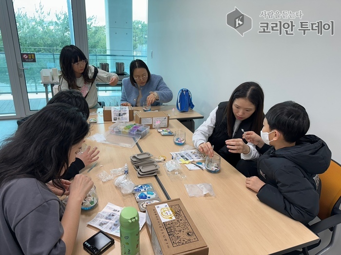 [코리안투데이] '바다를 살리는 우리 가족 시끌원정대' © 김미희 기자