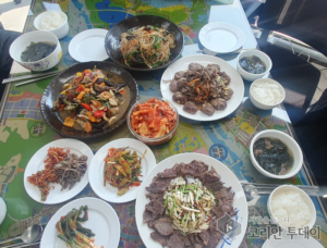 봄에 태어난 나는 오늘도 행복합니다: 생일상보다 더 따뜻했던 ‘마음’
