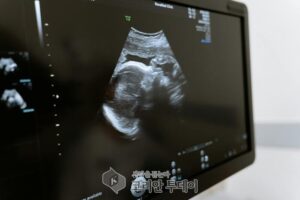 “육아휴직이 눈치의 대상?”…임신 후 해고 압박, 여전히 현실인 일터