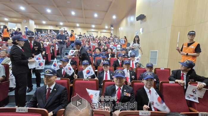 [코리안투데이] 하남시, 제80주년 광복절 기념식에 참석한 오늘의 주인공들 © 백창희 기자