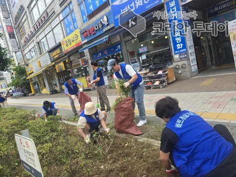 Guwol 1-dong crée une « rue où il fait bon marcher » avec la participation des résidants
