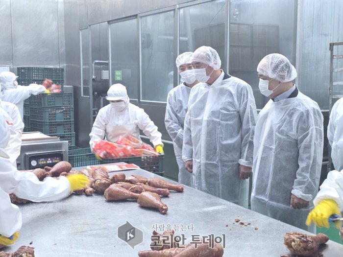 ▲ [코리안 투데이] 동두천시장, 찾아가는 기업 SOS 현장방문 실시 사진 2 © 안종룡 기자