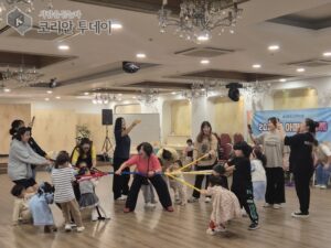 숭의종합사회복지관, ‘아띠와 함께’ 전통놀이로 양육자 힐링