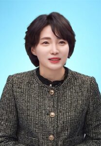 “보이지 않아도 멈출 수 없었다”… 계엄의 밤, 시각장애인 서미화 의원이 국회 담을 넘은 이유