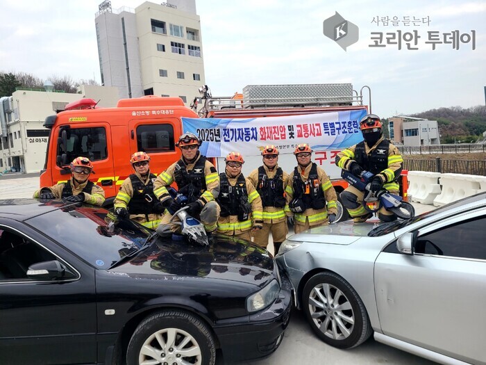 [코리안투데이] 교통사고 특별구조훈련 © 정소영 기자