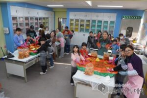이웃사랑 실천한 초등학생들의 김장 나눔…강화군 송해면이 훈훈했다