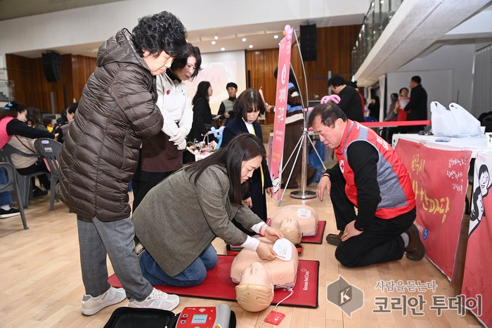 [코리안투데이] 시민과 함께한 체험 중심 자원봉사 축제 © 이선영 기자