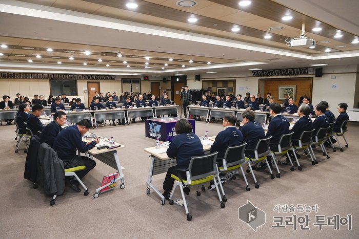[코리안투데이] 원주시 디지털헬스케어 AI 중심도시 전략 본격화…AI위원회 공식 출범 © 이선영 기자