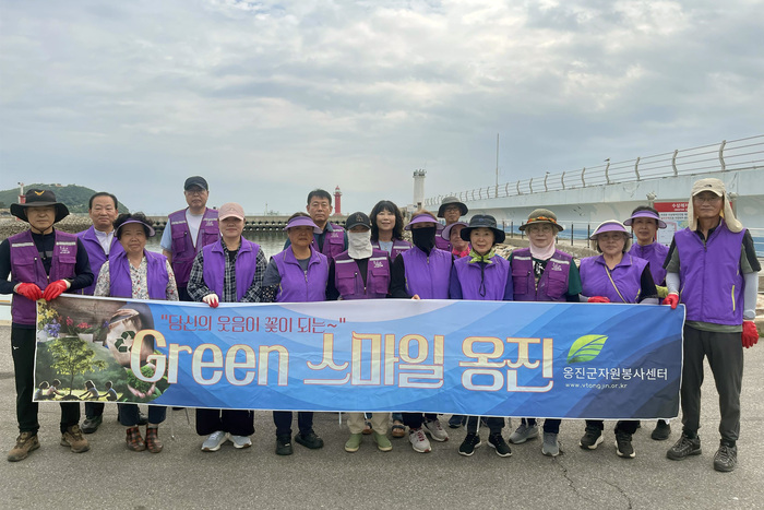 [The Korean Today] 艦上公園周辺の生活ごみ収集 © キム・ミヒ記者