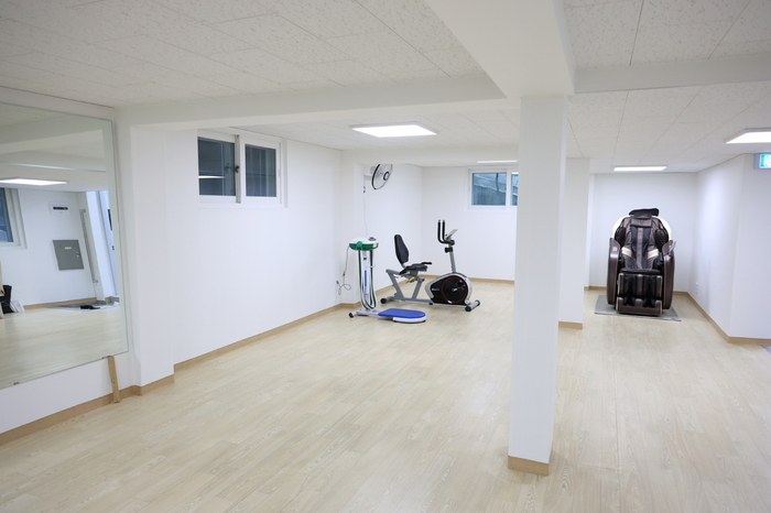 [코리안투데이] (사진) 구립 응골경로당 프로그램 및 운동실. © 박수진 기자