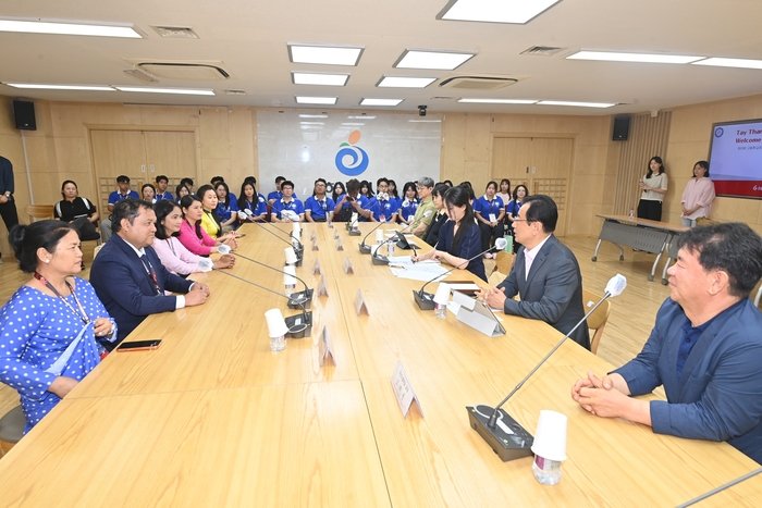 [코리안투데이] 하남시청을 방문한 베트남 떠이탄고등학교 방문단 © 백창희 기자