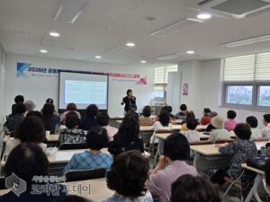 영종구노인인력개발센터, 실버카페 근무 어르신 대상 ‘고객서비스 교육’ 마무리