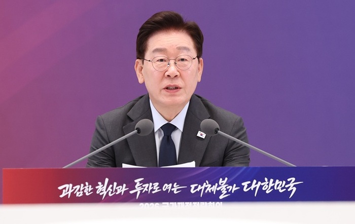 [코리안투데이] 조달청 AI 로봇 산업 현장에서 K 공공조달 추진 방향 모색 © 장형임 기자