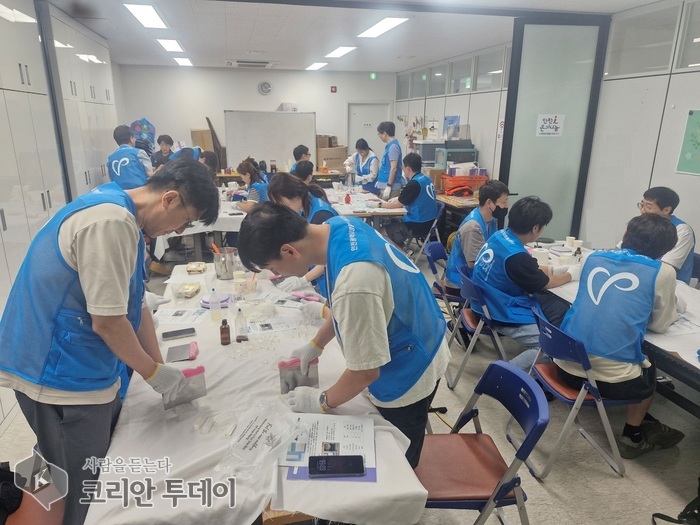 [The Korean Today] 环保香皂制作志愿活动 © 金美姬记者