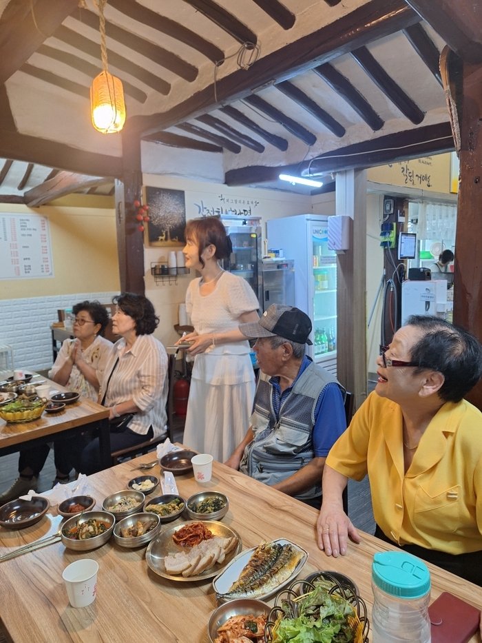 Buổi tập huấn nâng cao nhận thức về sa sút trí tuệ dành cho các ủy viên Hội đồng bảo đảm an sinh xã hội cộng đồng phường Mansu 2 (만수2동)