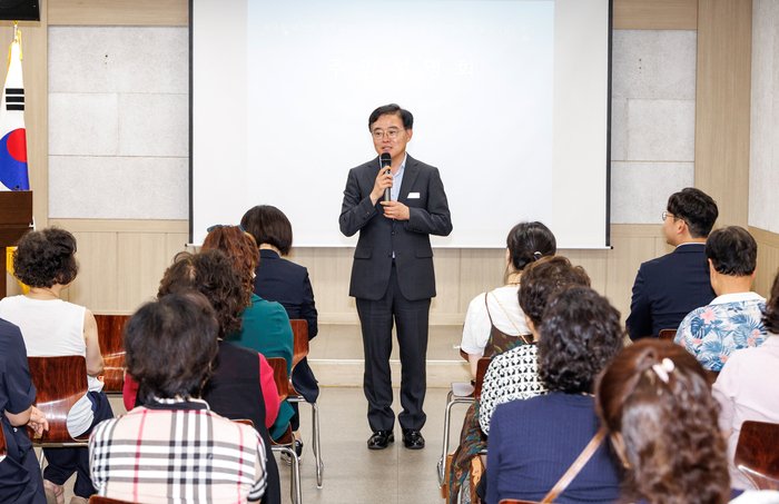 [코리안투데이] 화곡동 487번지 고지대 엘리베이터 설치 주민설명회 © 송정숙 기자