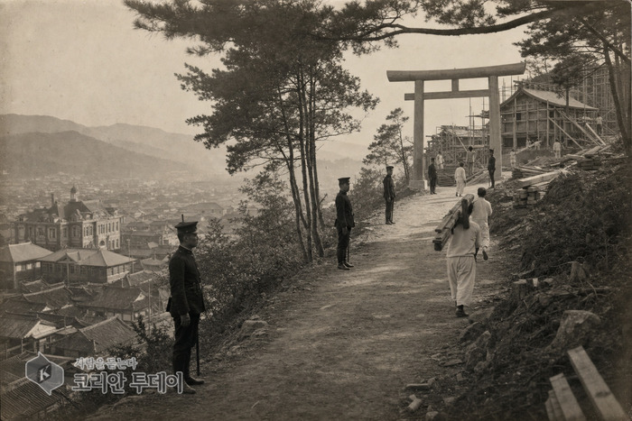[Hace 100 años hoy] 14 de octubre de 1925 - Gyeongseong, en máxima alerta un día antes de la ceremonia de consagración del Santuario de Joseon