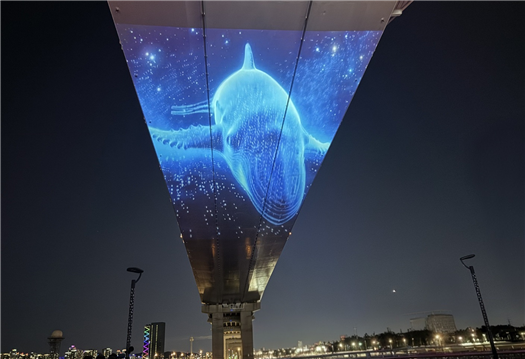 [코리안투데이] 青罗天空大桥桥下夜间影像内容《媒体休息室》 © 장형임 기자