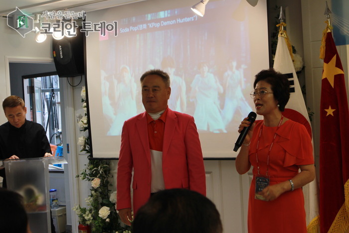 [코리안투데이] 사진 김미정회장과 바이네르 김원길 대표© 박수진 기자