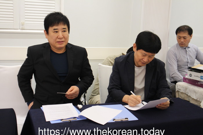 [코리안투데이] 사진 한국가수협회 선풍회장 박상철 심사위원 이현철 교수 © 박수진 기자