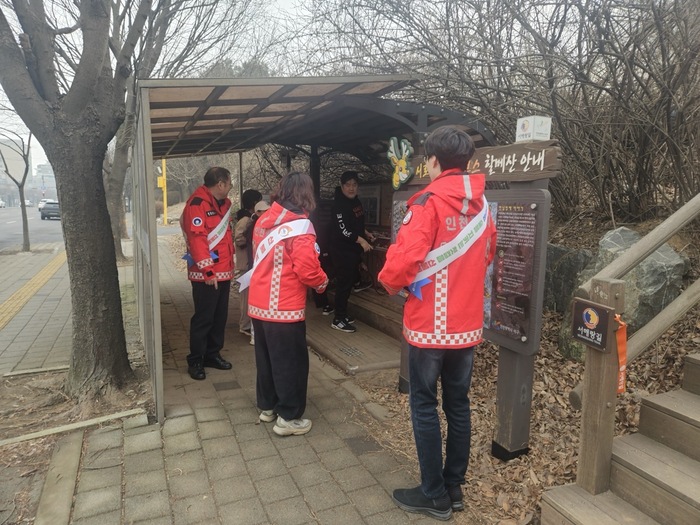 [코리안투데이] Vérification préalable des équipements de lutte contre les feux de forêt de la ville d'Incheon © 장형임 기자