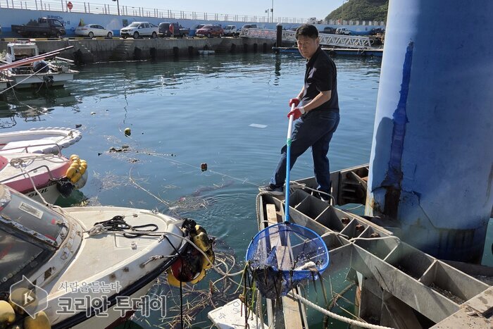 [The Korean Today] 大青面9月第1回クリーンアップデーに参加した住民と職員 © キム・ミヒ記者