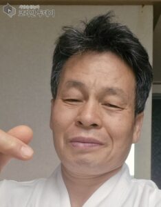 윤기묘자 아트쇼핑 파리 2026, 버려진 재료에 새 생명… 파리에서 공생의 길을 묻다