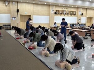 La ville d’Incheon organise une formation au renforcement des compétences et à la sécurité pour les agents et les gestionnaires de l’aide médicale