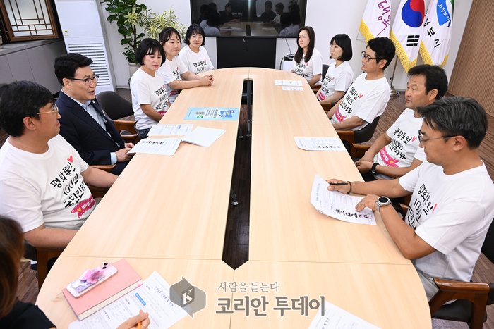▲ 김원기 의정부시장, 민주평통 ‘평화통일 100만 국민 인터뷰’ 참여…시민 공감대 넓혀 © 안종룡 기자