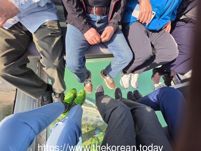 [코리안투데이] 사진: ‘29년 변함없는 우정을 상징하는 사진 © 박수진 기자