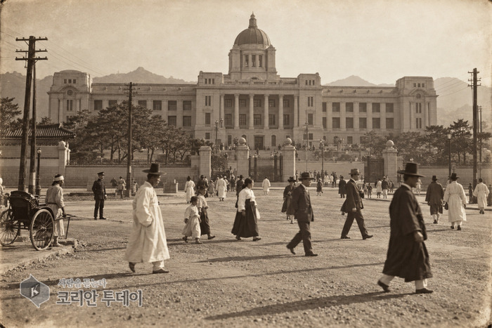 [100년 전 오늘] 1926년 10월 16일 – 총독부 낙성식 보름 뒤의 경성, 단성사는 〈아리랑〉으로 붐비고 6·10 사건 재판은 이어진 토요일