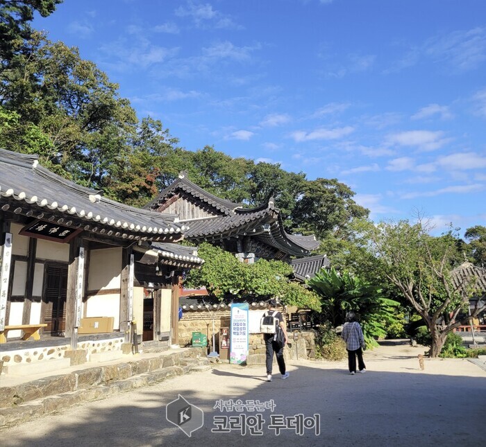[The Korean Today] For more than three decades, Sujongsa Temple's Samjeong Tea Society has carried forward the tea offering tradition, commemorating t
